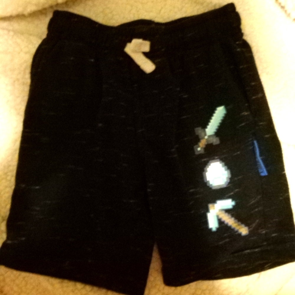 Minecraft Boys Shorts Size 4-5